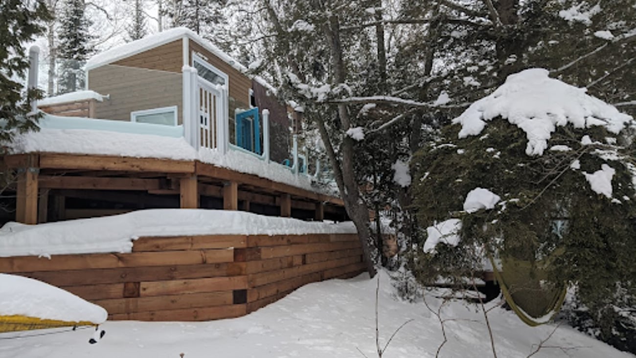 Treehouse in the snow.