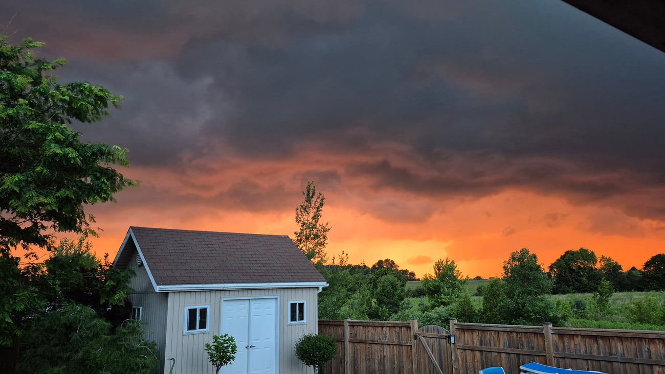 Dramatic sunset sky by Kim Ruthig