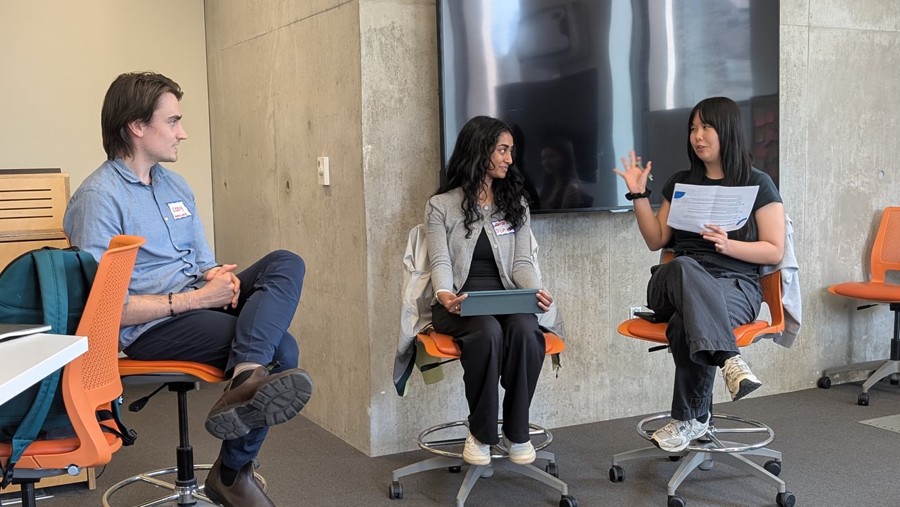 Students at UofT's elective on misinformation discussing a case study.