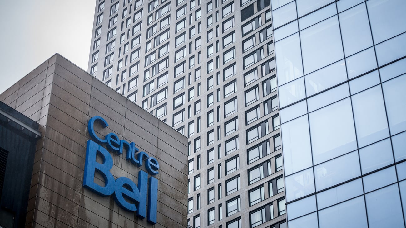 Outdoor shot of the Centre Bell in Montreal