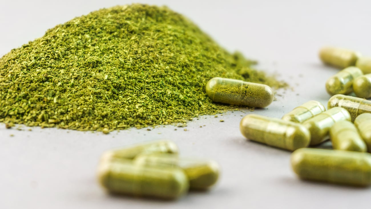 Kratom powder and capsules