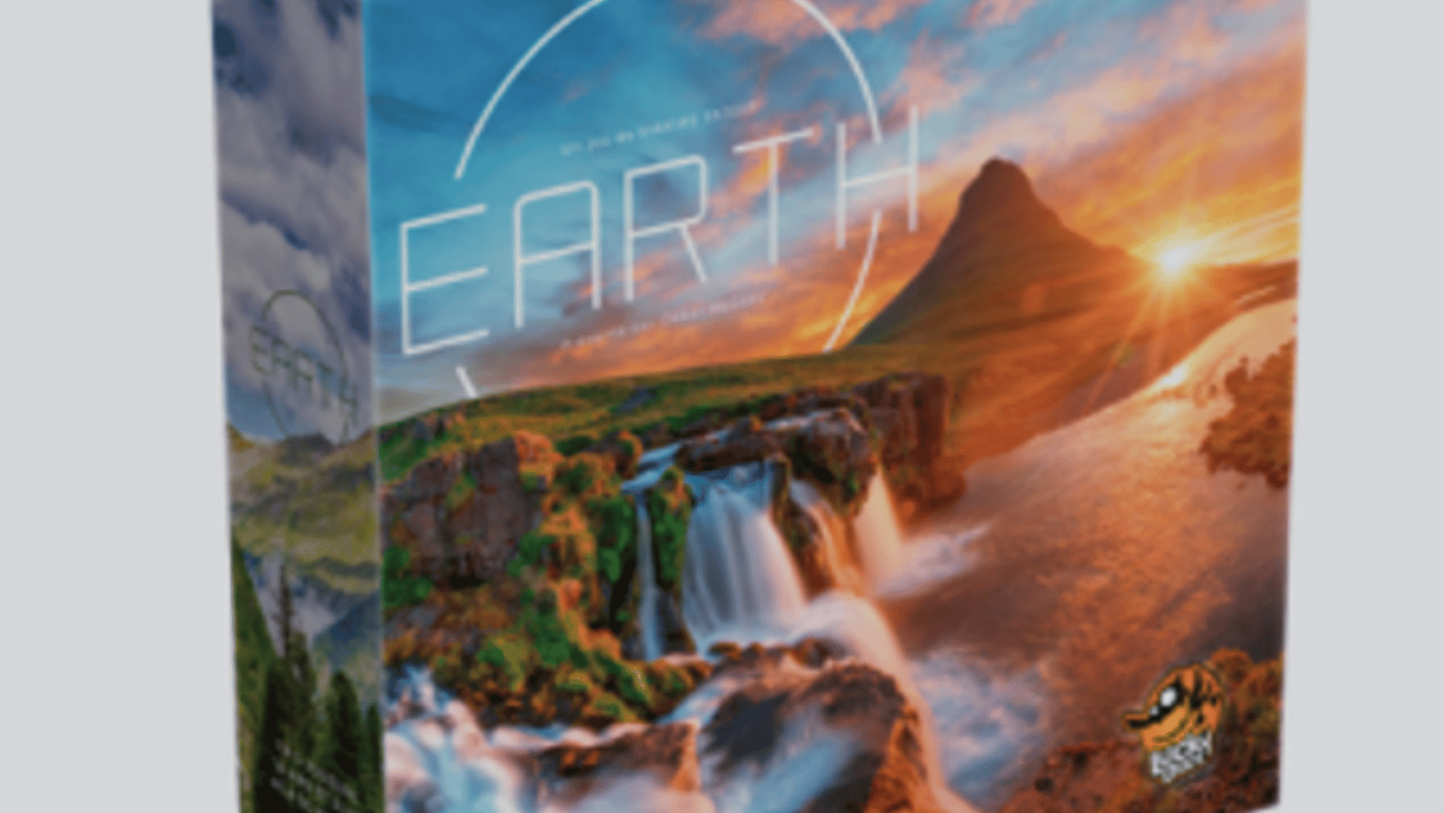 Earth board game by Maxime Tardif