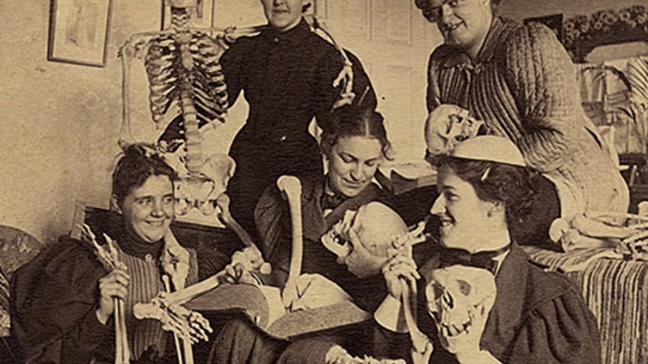 Students at Woman’s Medical College of Pennsylvania, 1895