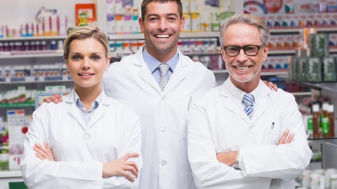 pharmacists-men-woman