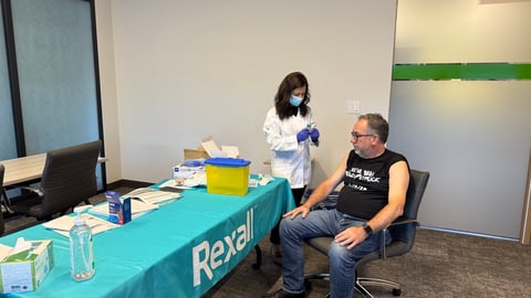 A Rexall mobile vaccination clinic outside a hockey game in Ottawa. (Rexall)
