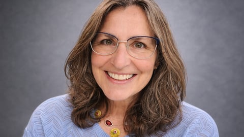 Dr. Jackie Nemni smiling for a photo