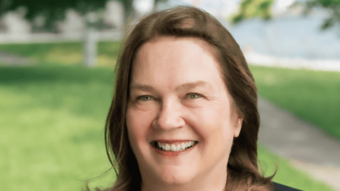 Dr. Jane Philpott smiling for a photo