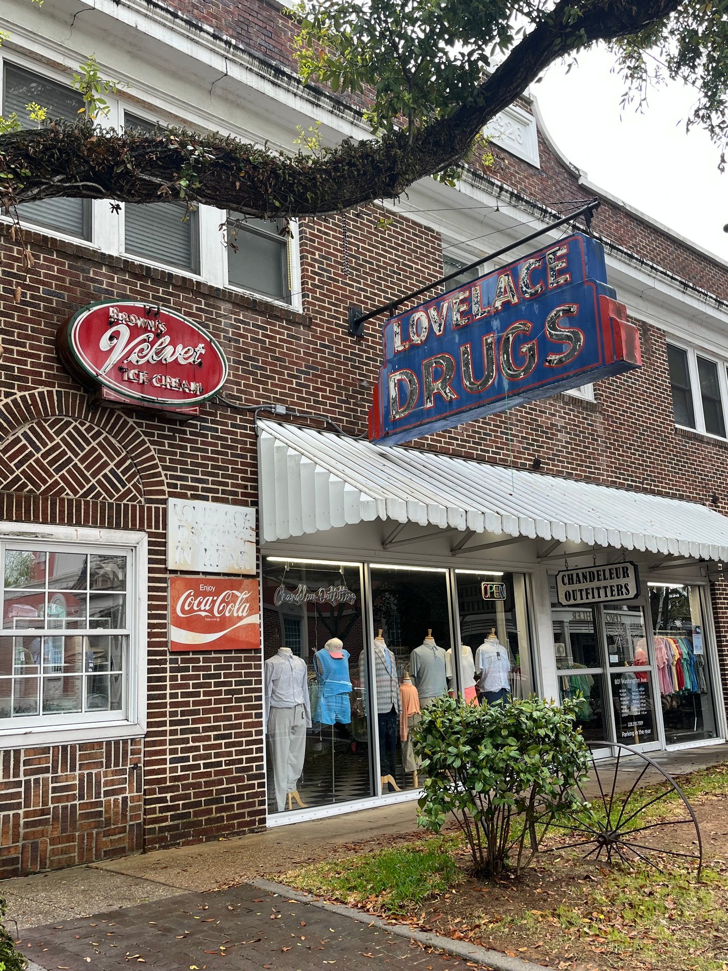 Lovelace Drugs store